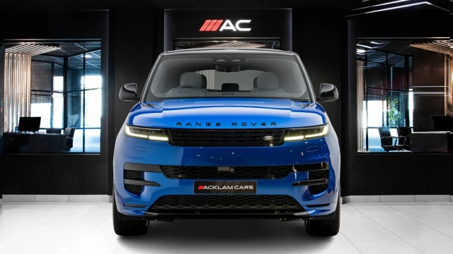 Land Rover Range Rover Sport Image 2