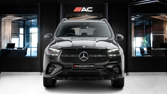Mercedes-Benz GLE Image 2