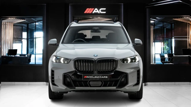 BMW X5 Image 2