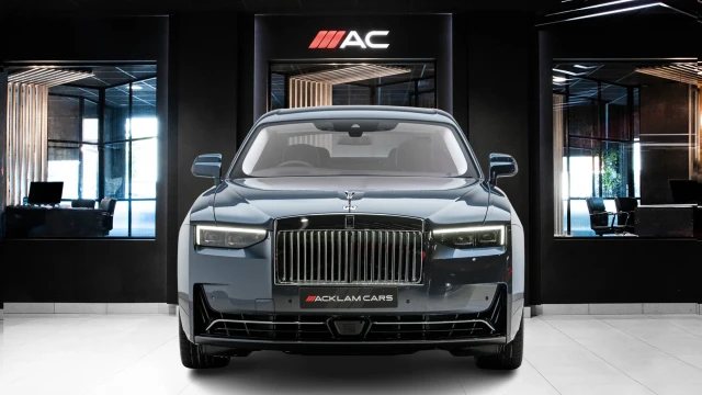 Rolls-Royce Ghost Series II Image 2