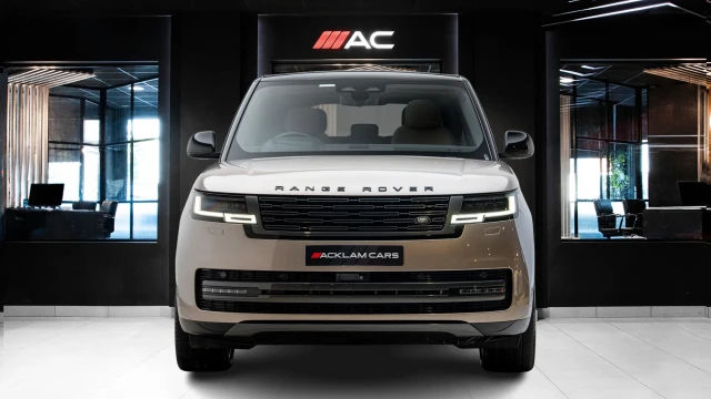 Land Rover Range Rover Image 2