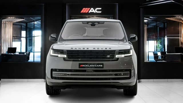 Land Rover Range Rover Image 2