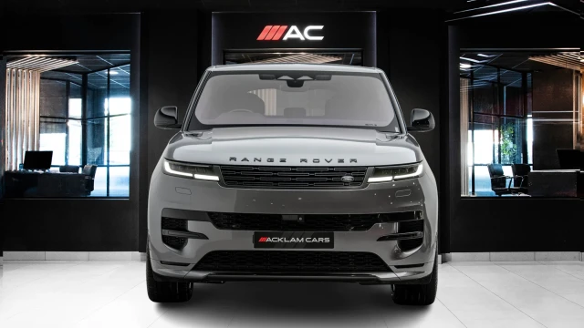 Land Rover Range Rover Sport Image 2