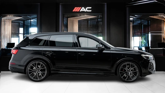 Audi SQ7 Image 3