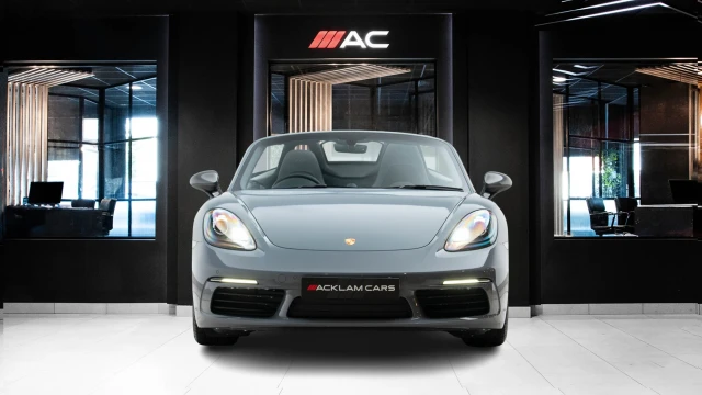 Porsche 718 Boxster Image 4