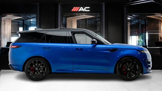 Land Rover Range Rover Sport Image 3