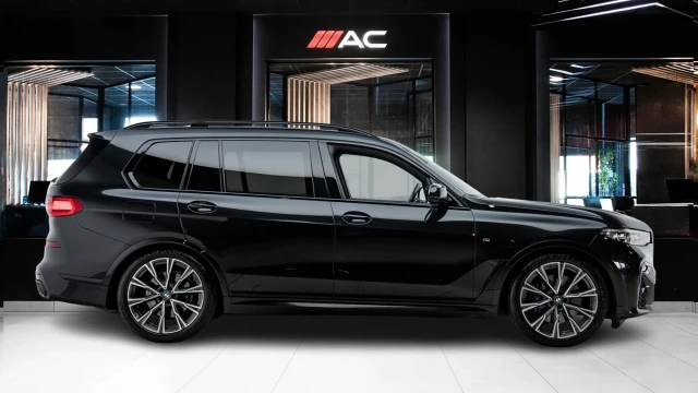 BMW X7 Image 3
