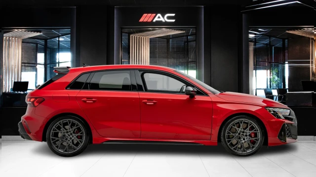 Audi RS3 Image 3