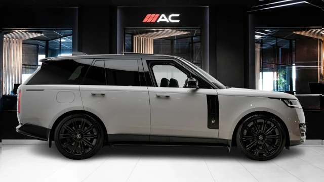 Land Rover Range Rover Image 3