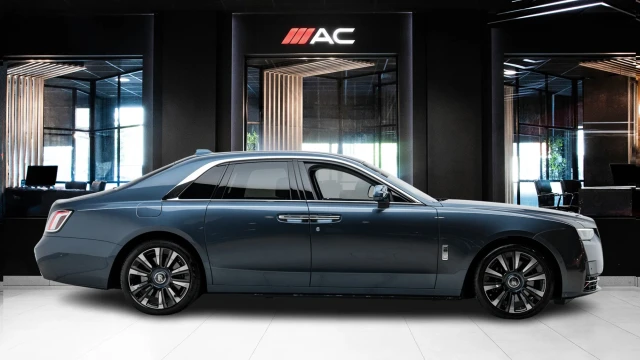 Rolls-Royce Ghost Series II Image 3