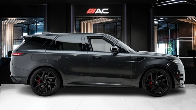 Land Rover Range Rover Sport Image 3