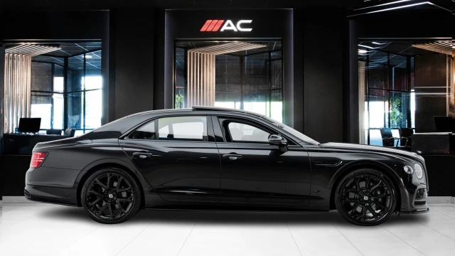 Bentley Flying Spur Image 3