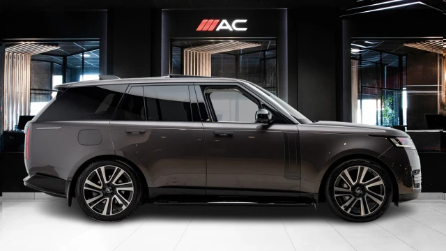 Land Rover Range Rover Image 3