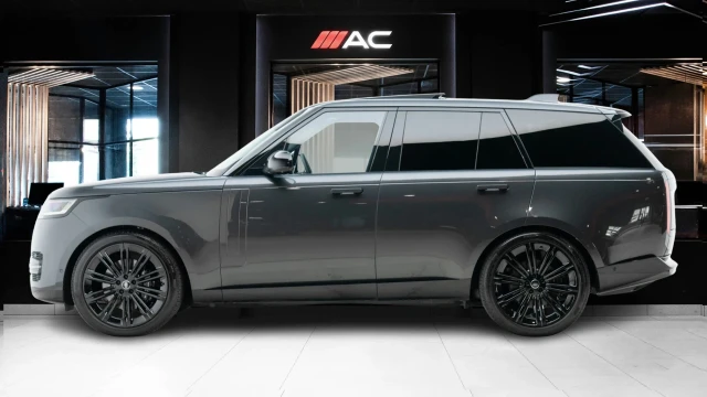Land Rover Range Rover Image 3
