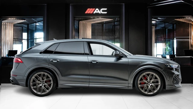 Audi RSQ8 Image 3