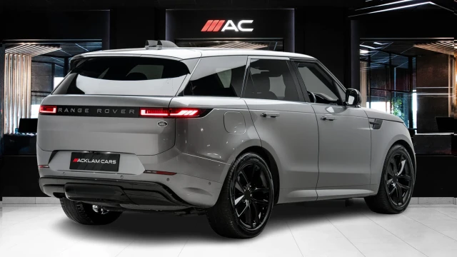 Land Rover Range Rover Sport Image 4