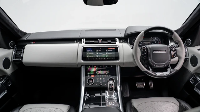 Land Rover Range Rover Sport Image 5
