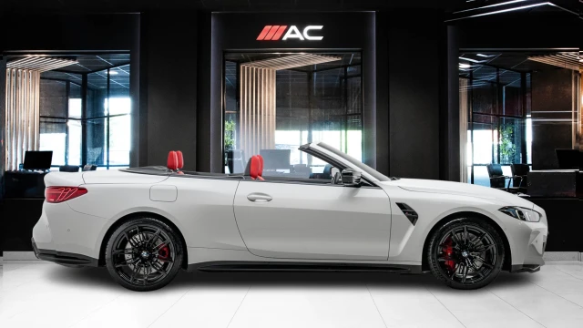 BMW M4 Image 5