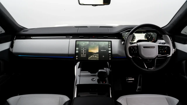 Land Rover Range Rover Sport Image 6