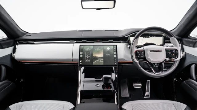 Land Rover Range Rover Sport Image 5