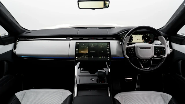 Land Rover Range Rover Sport Image 5