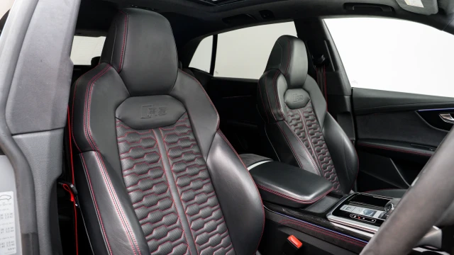 Audi RSQ8 Image 6