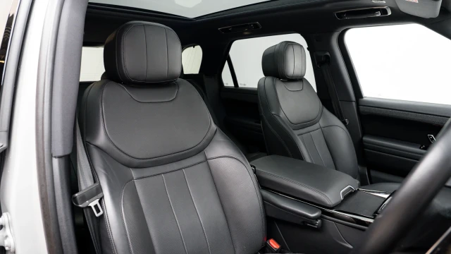 Land Rover Range Rover Sport Image 6