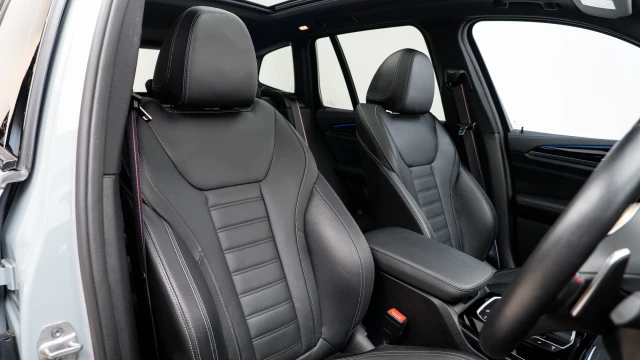 BMW X3 Image 6