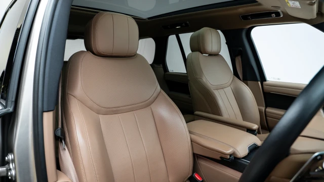 Land Rover Range Rover Image 6
