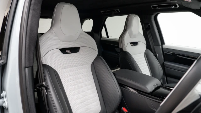 Land Rover Range Rover Sport Image 6