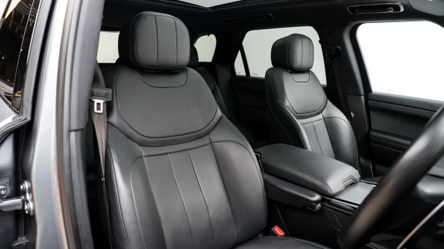 Land Rover Range Rover Sport Image 6