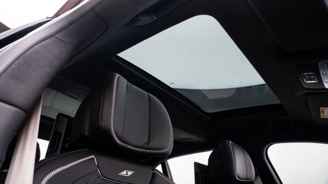 Bentley Flying Spur Image 7