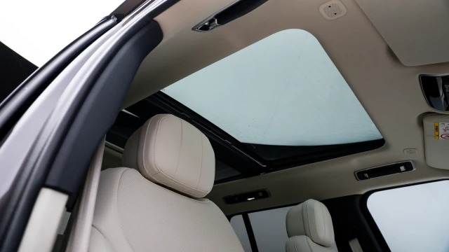 Land Rover Range Rover Image 7