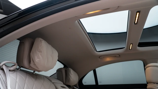 Mercedes-Benz S Class Image 8