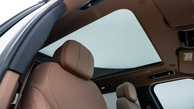 Land Rover Range Rover Image 7