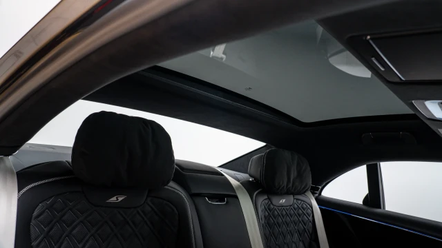 Bentley Flying Spur Image 8