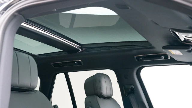 Land Rover Range Rover Image 6