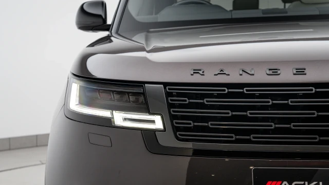 Land Rover Range Rover Image 8