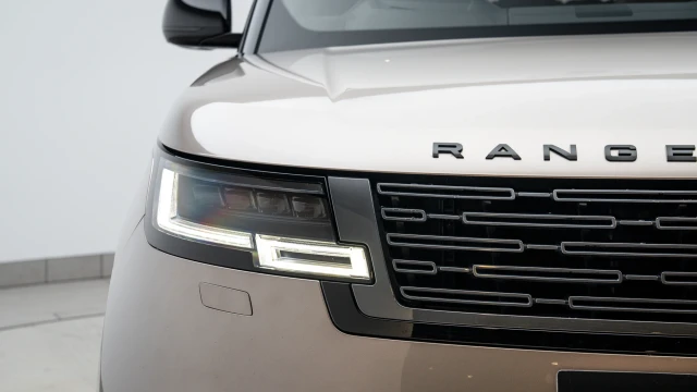 Land Rover Range Rover Image 4