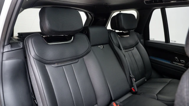 Land Rover Range Rover Image 8