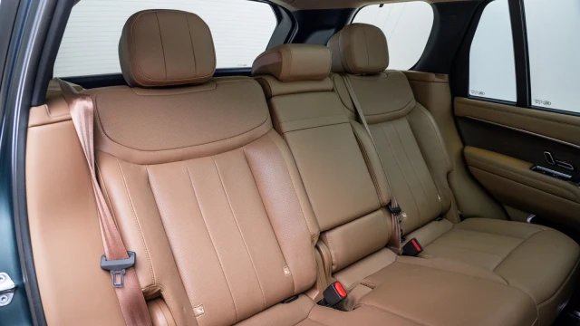 Land Rover Range Rover Image 8