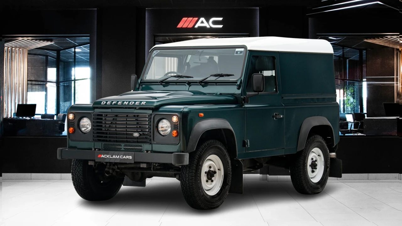 Land Rover Defender 90 2014
