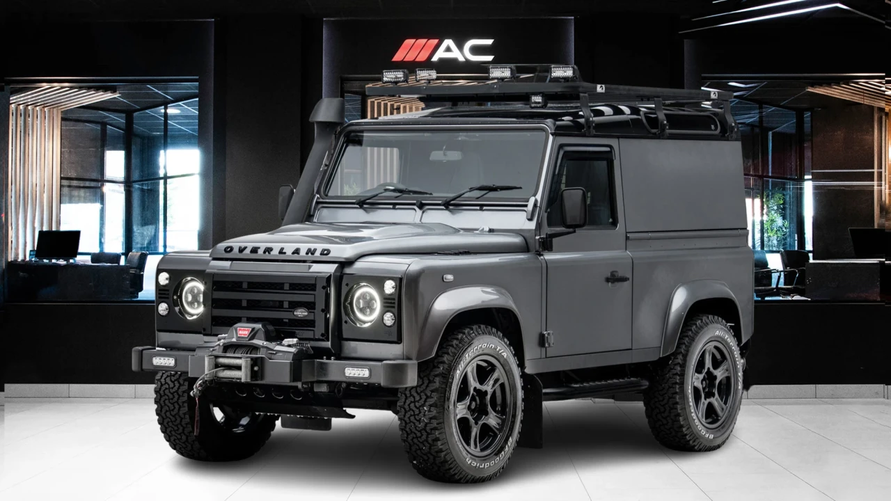 2015 Land Rover Defender 90