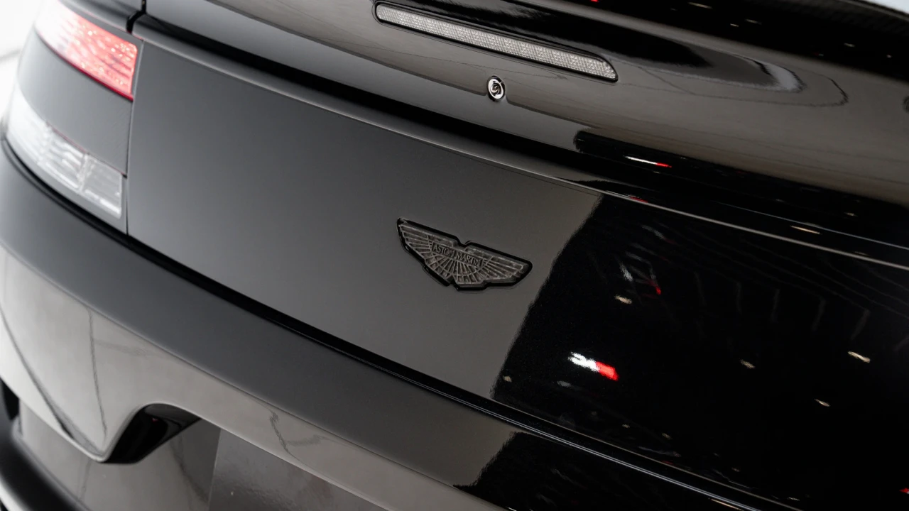 Aston Martin Rapide 2020