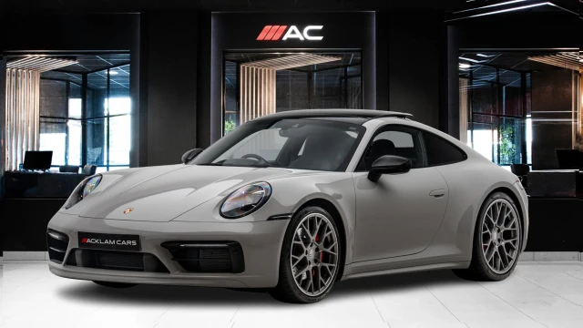 Porsche 911 Image 1