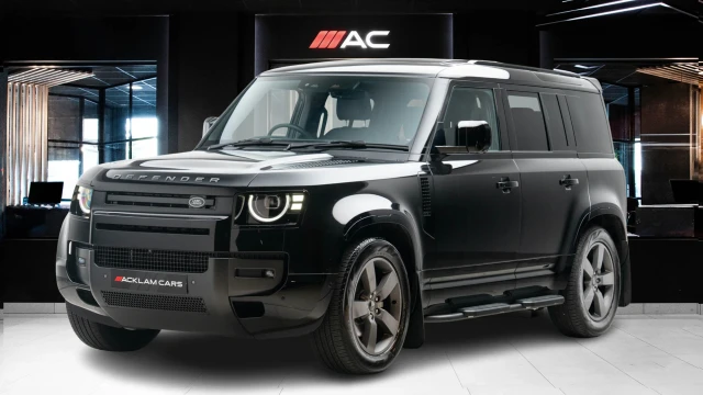 Land Rover Defender Image 1