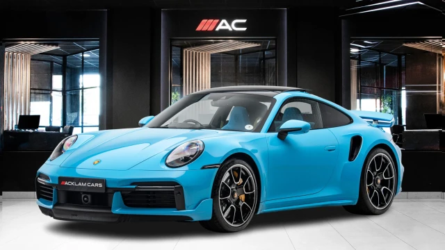 Porsche 911 Image 1