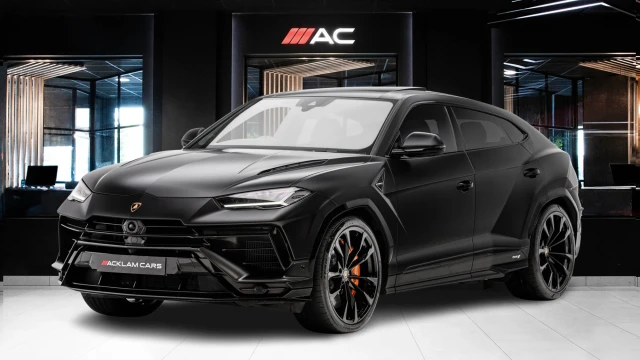 Lamborghini Urus Image 1