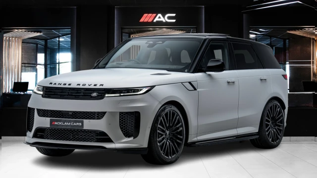 Land Rover Range Rover Sport Image 1