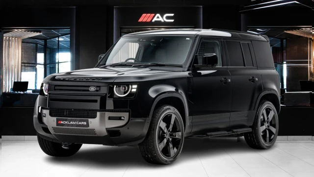 Land Rover Defender Image 1